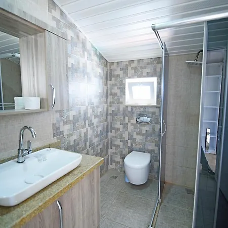 Bluehomes Grand