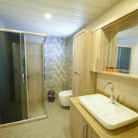 Bluehomes Grand *